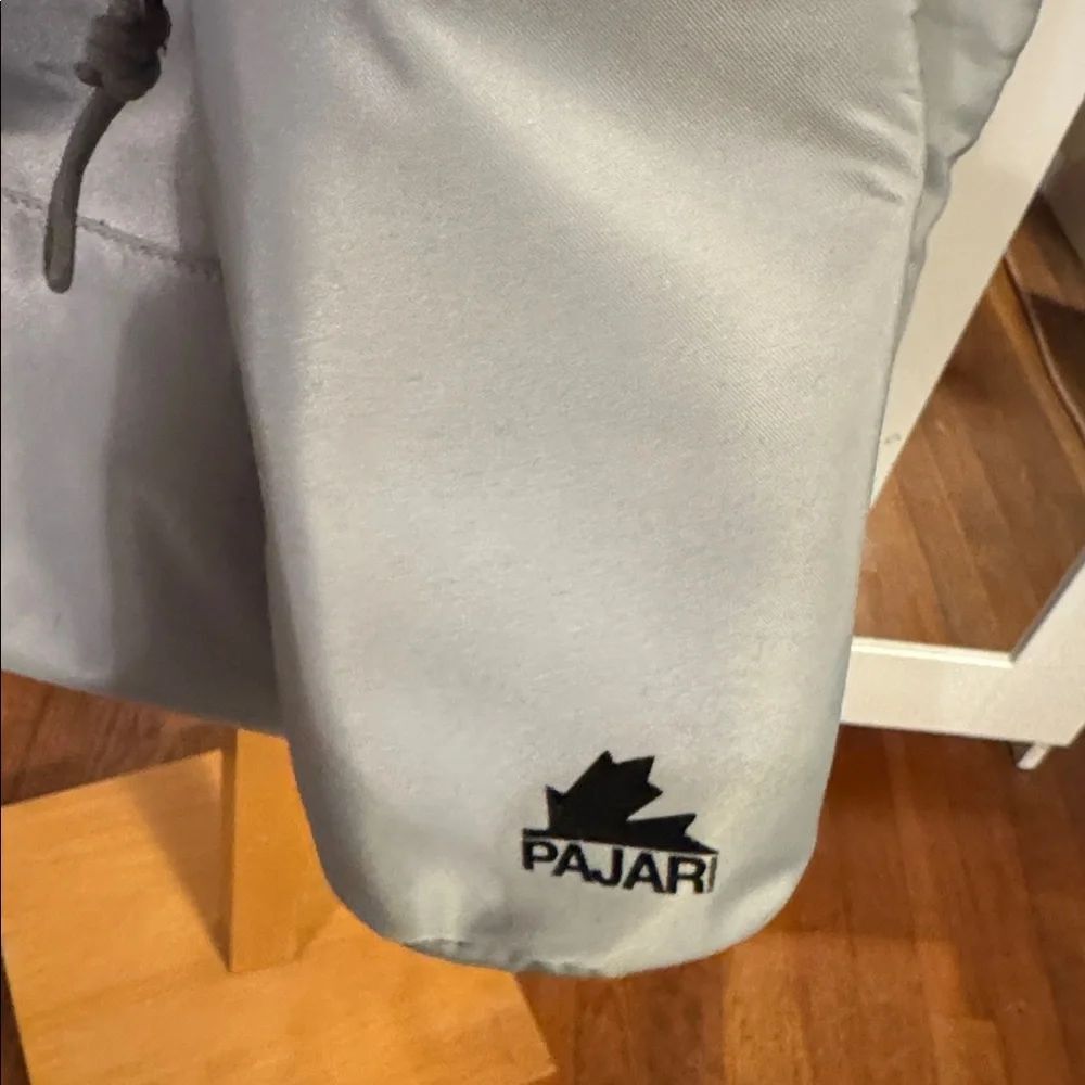 Pajar Tote Bag w/ Water Bottle Bag Attachment - Picture 2 of 8